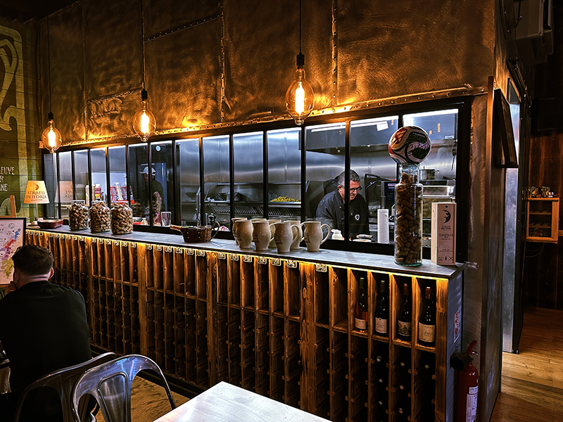 post title   chez berthe restaurant social club villeneuve sur yonne